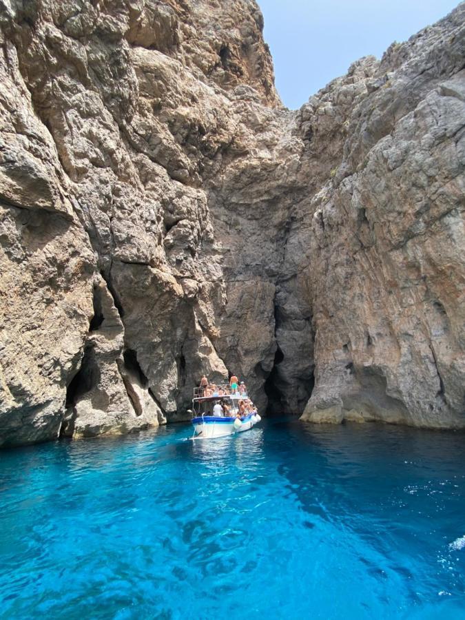 Isoladelmiele Hotel Marettimo Buitenkant foto