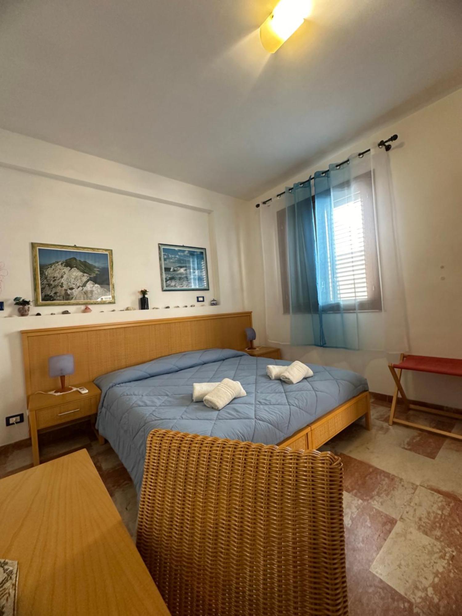 Isoladelmiele Hotel Marettimo Buitenkant foto